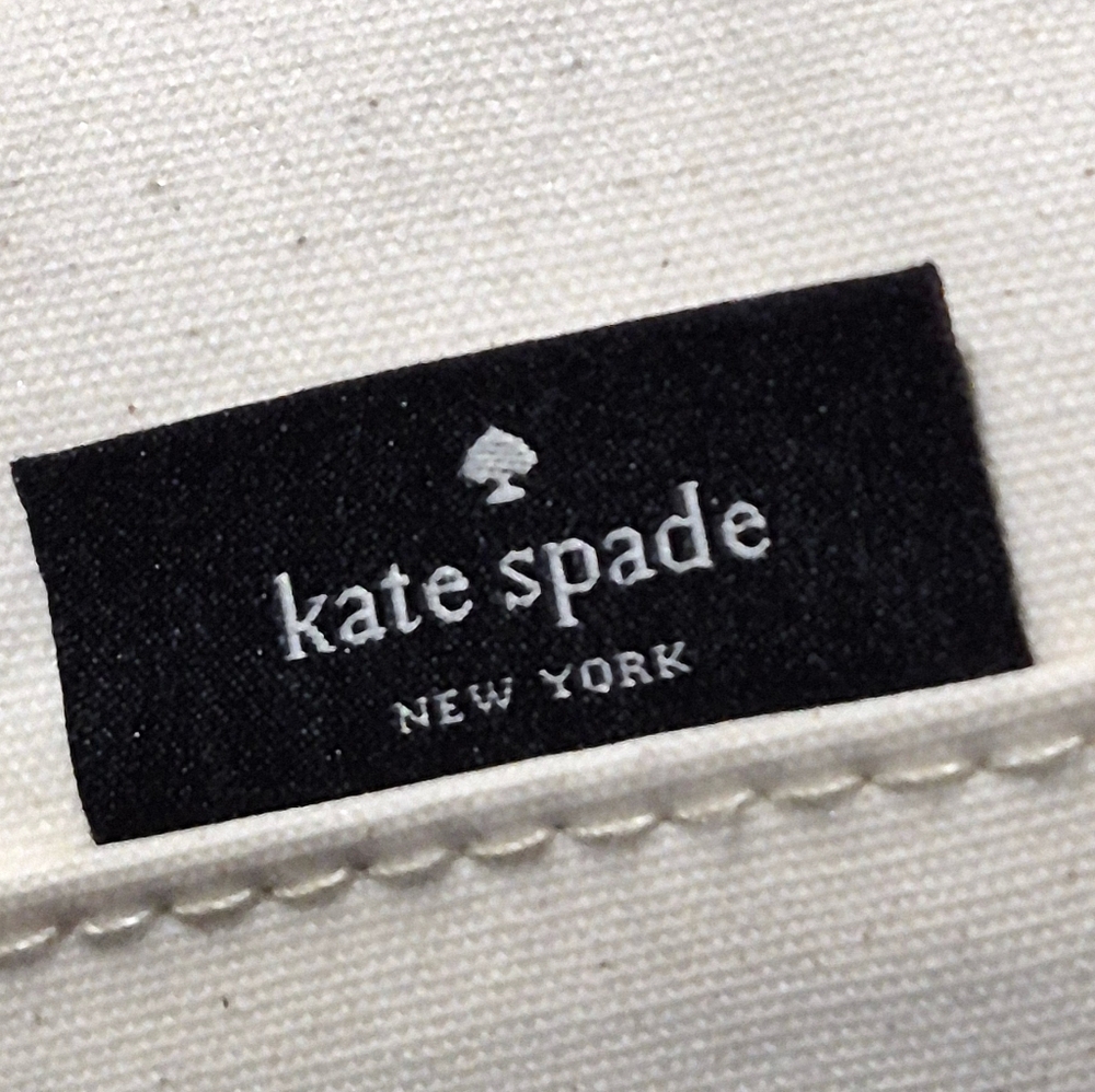 NWTKate Spade NewYork Insulated Soft Cooler Lunch Tote with Double Zipper Close. - Picture 3 of 14